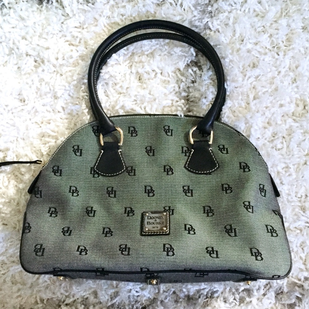 Dooney & Bourke Purse